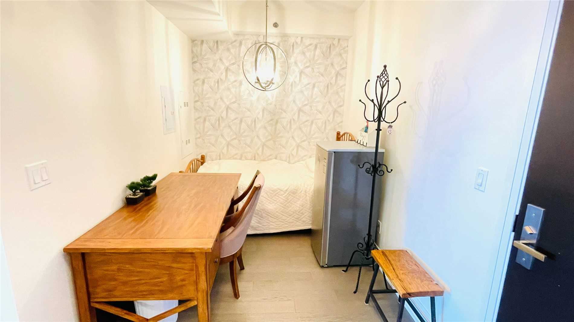 55 Speers Rd, #1107