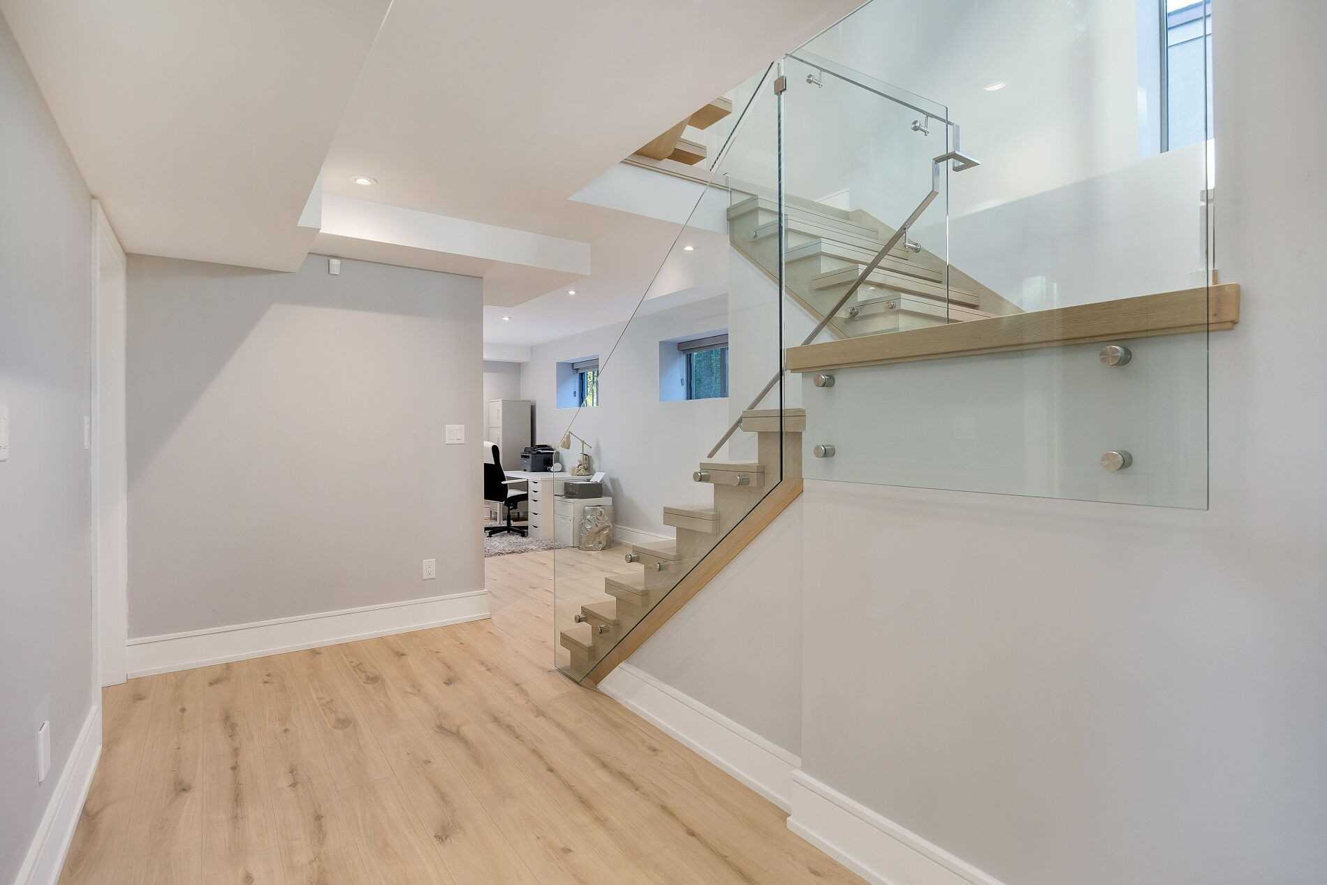 458 Jeanette Dr