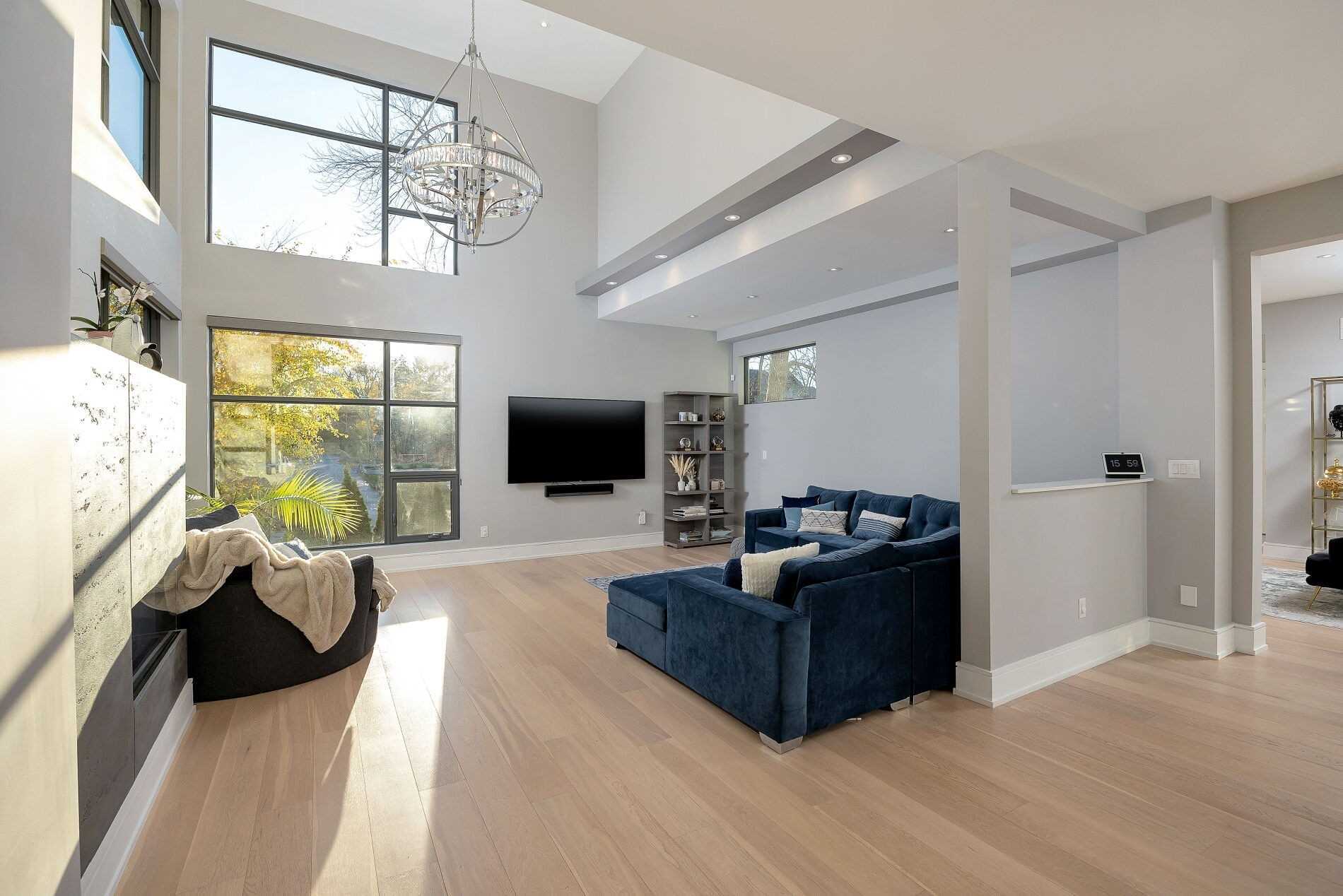 458 Jeanette Dr