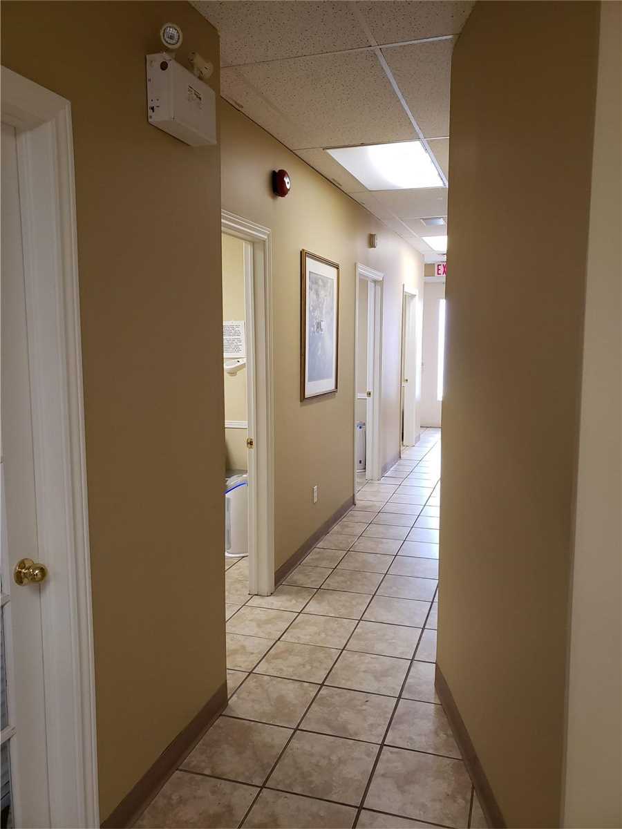 Listing W5812344 - Large Photo # 10