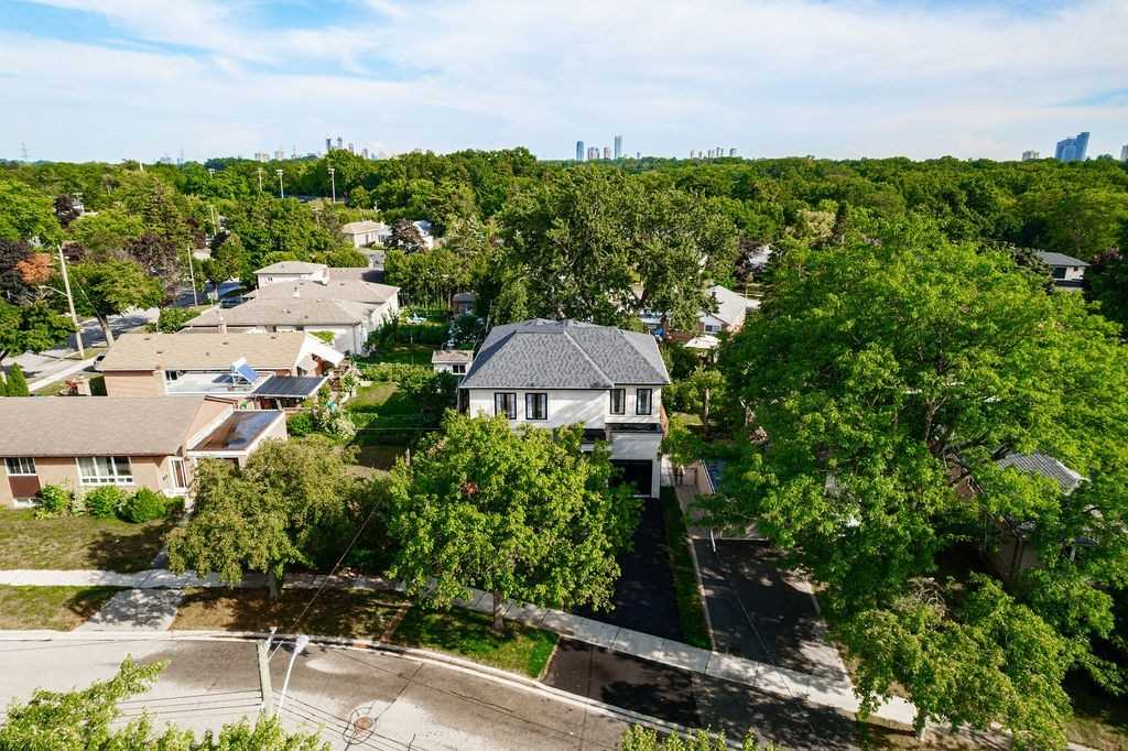 Listing W5813890 - Large Photo # 37