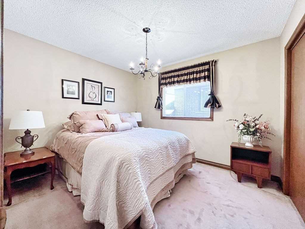 Listing W5814007 - Large Photo # 18