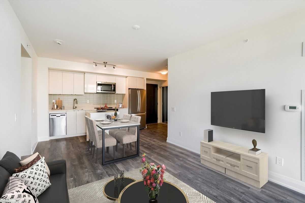 1461 Lawrence Avenue W, #704