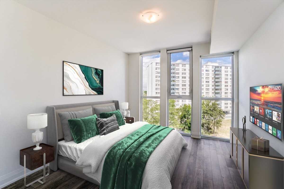 1461 Lawrence Avenue W, #704