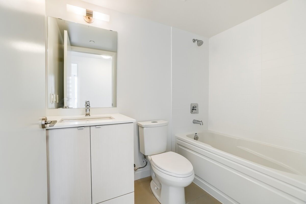 1461 Lawrence Avenue W, #704