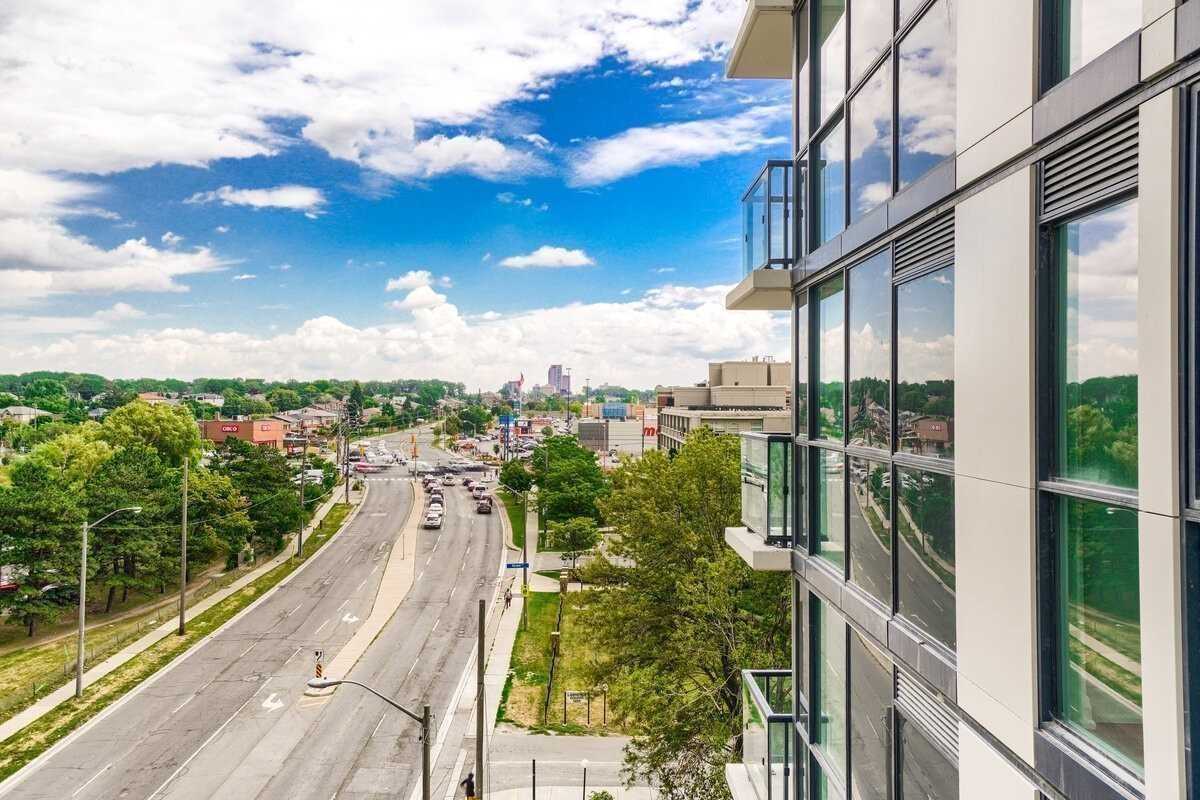 1461 Lawrence Avenue W, #704