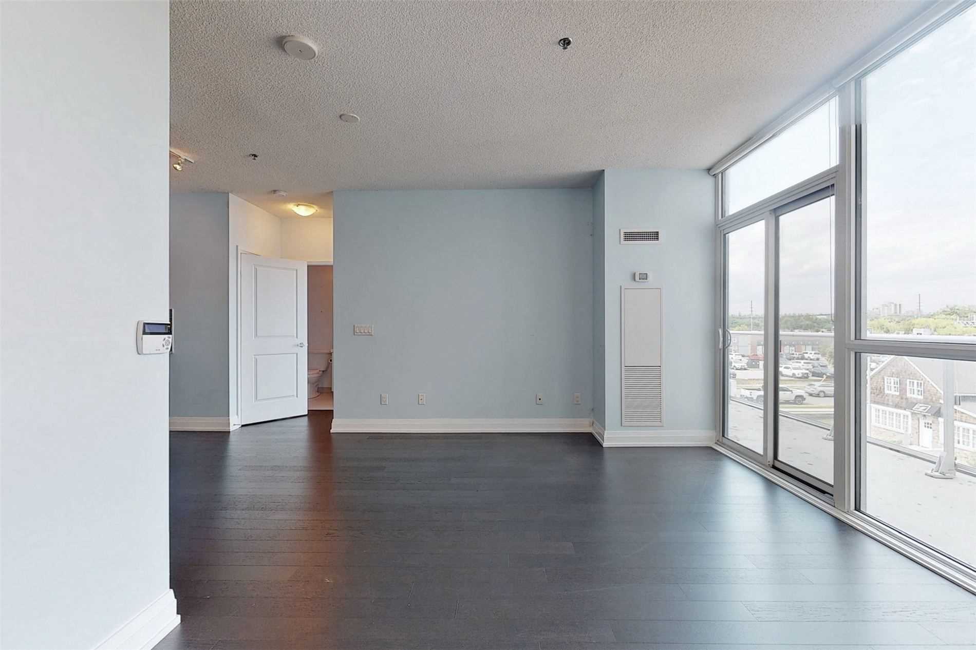 Listing W5815020 - Large Photo # 12