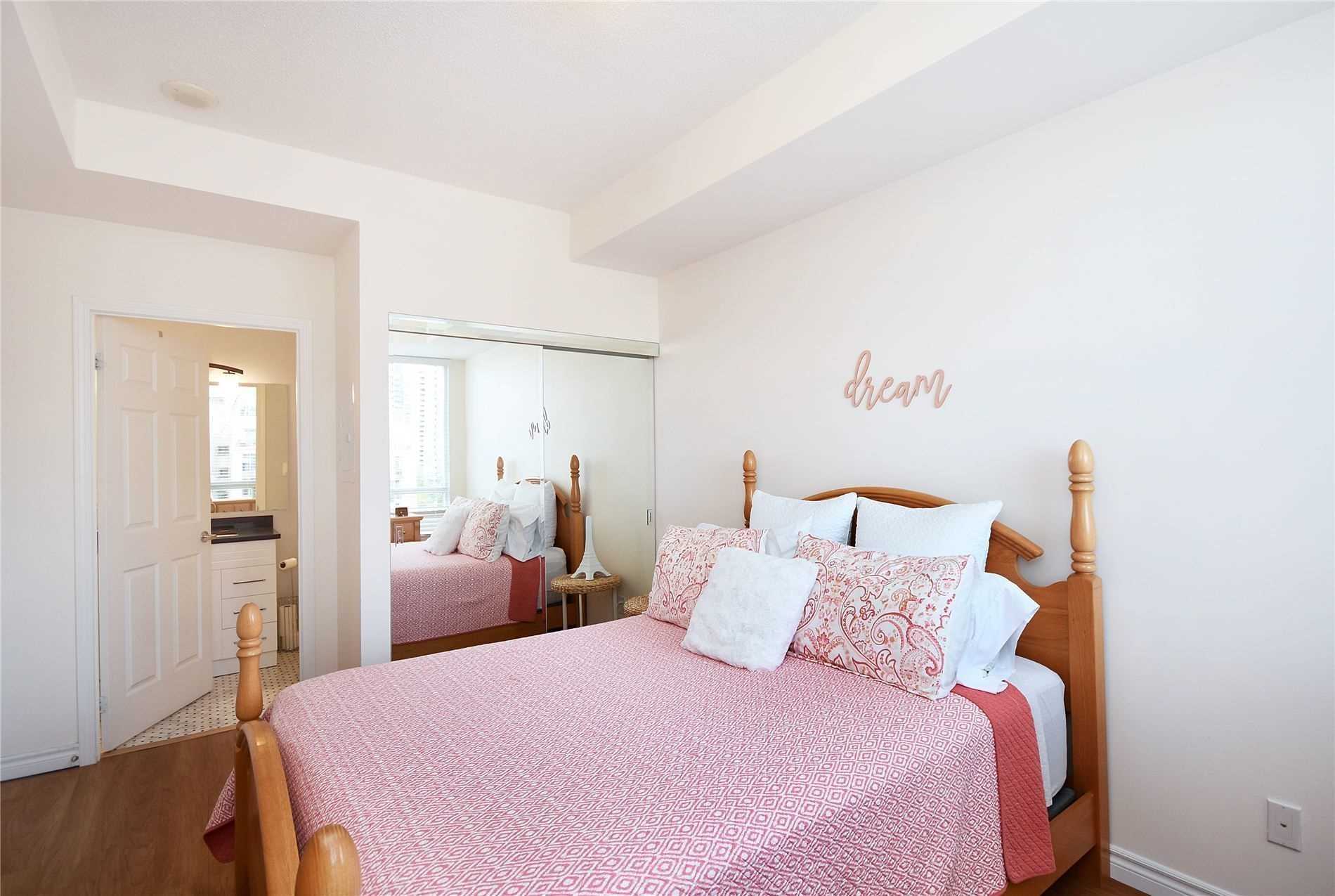 Listing W5815124 - Large Photo # 18