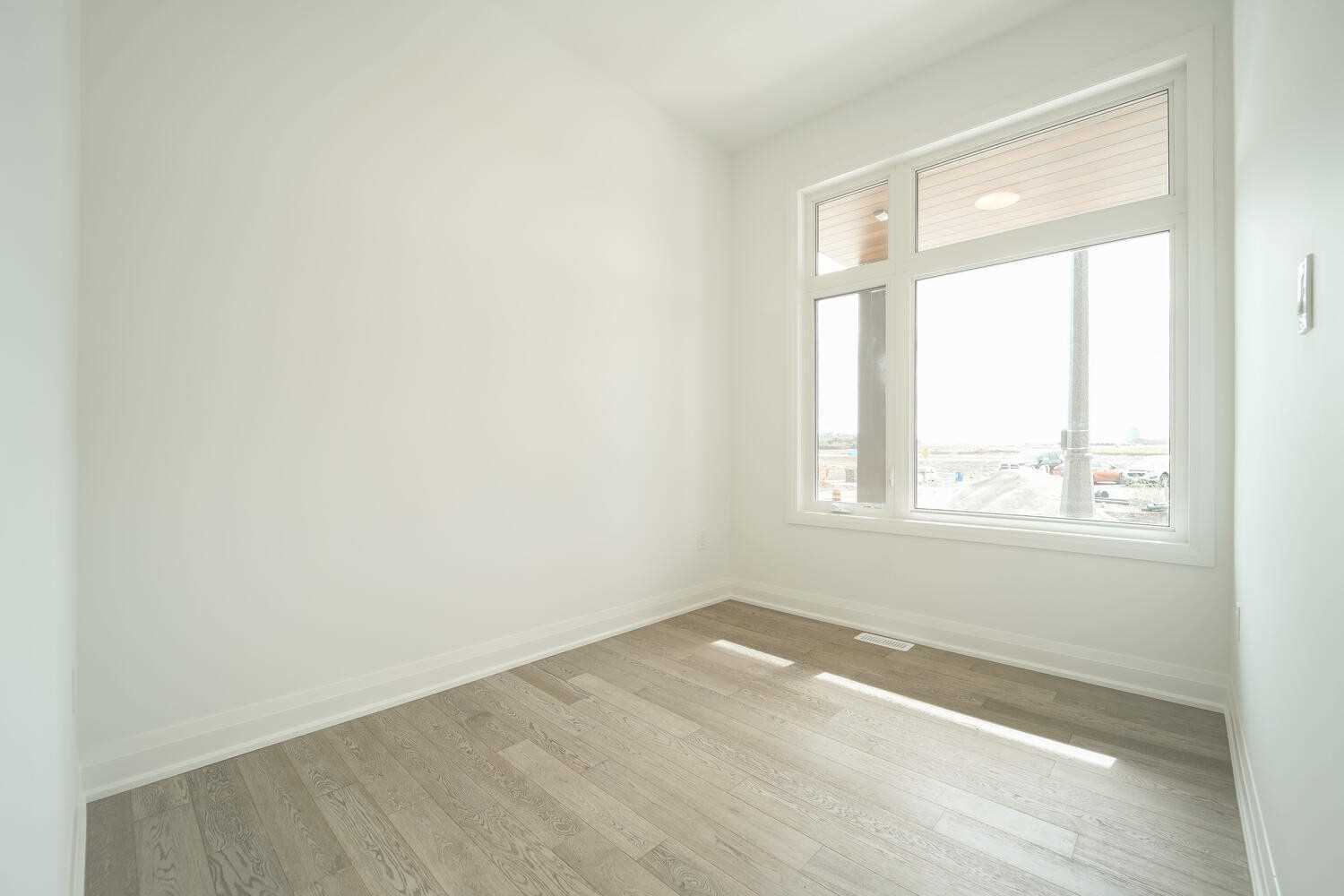 Listing W5815691 - Large Photo # 12