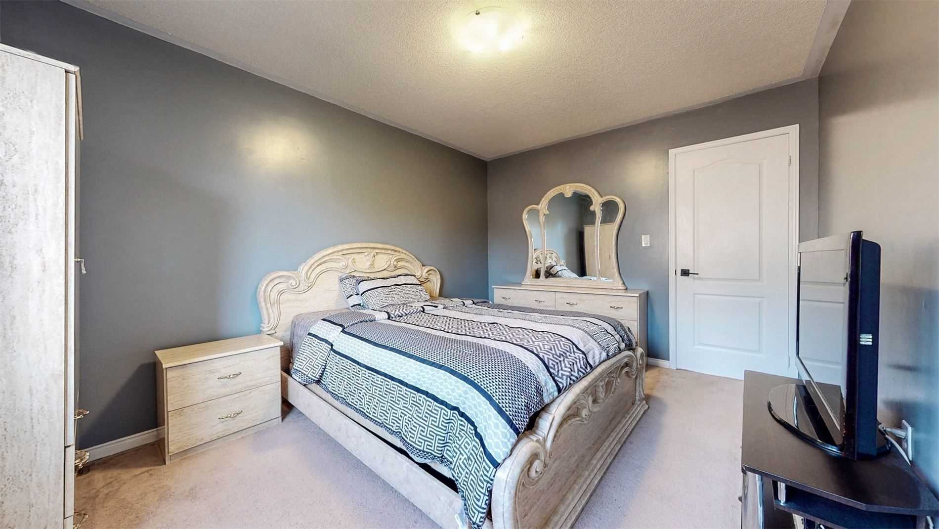 Listing W5815751 - Large Photo # 17