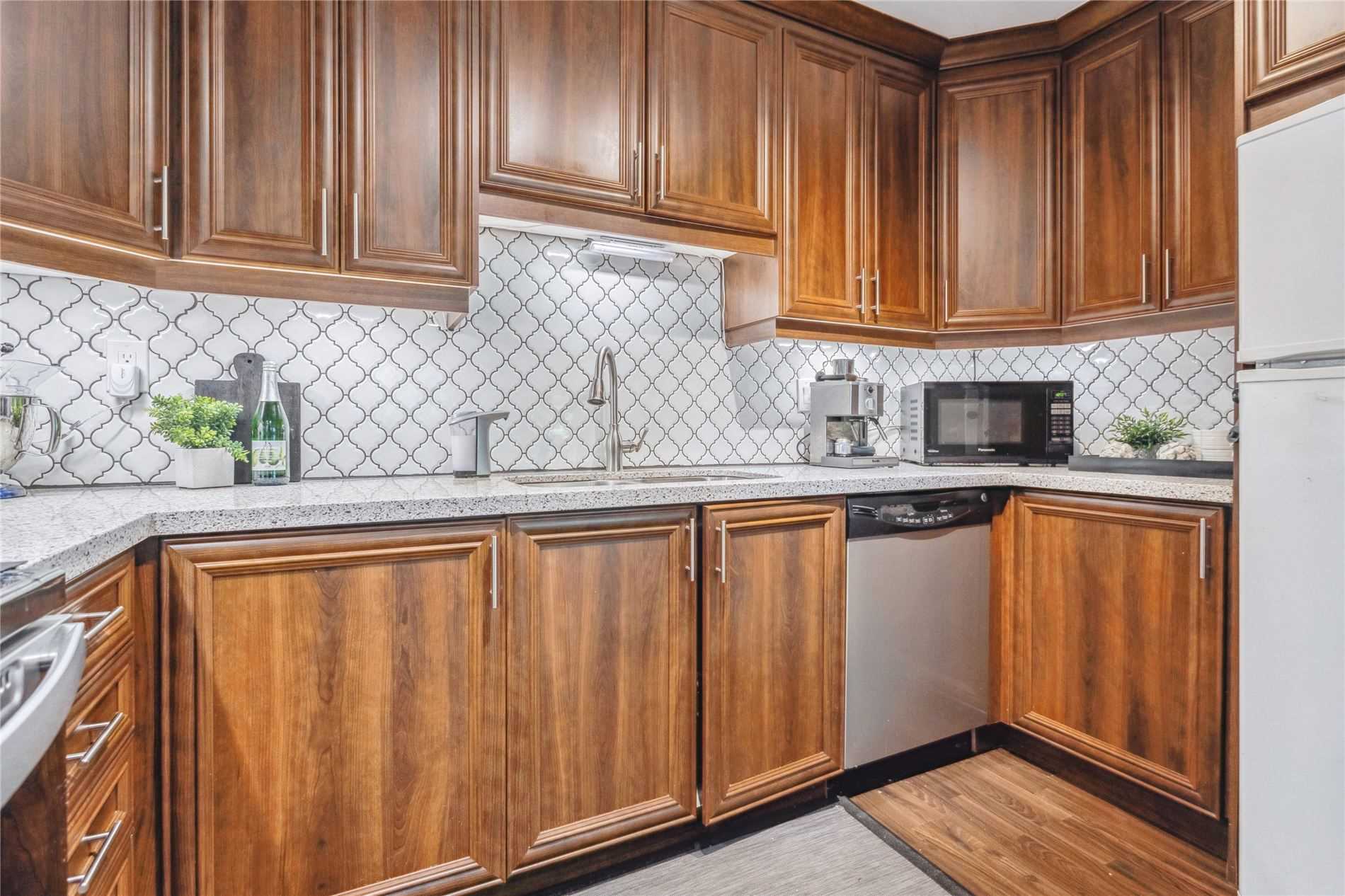 Listing W5816125 - Large Photo # 16