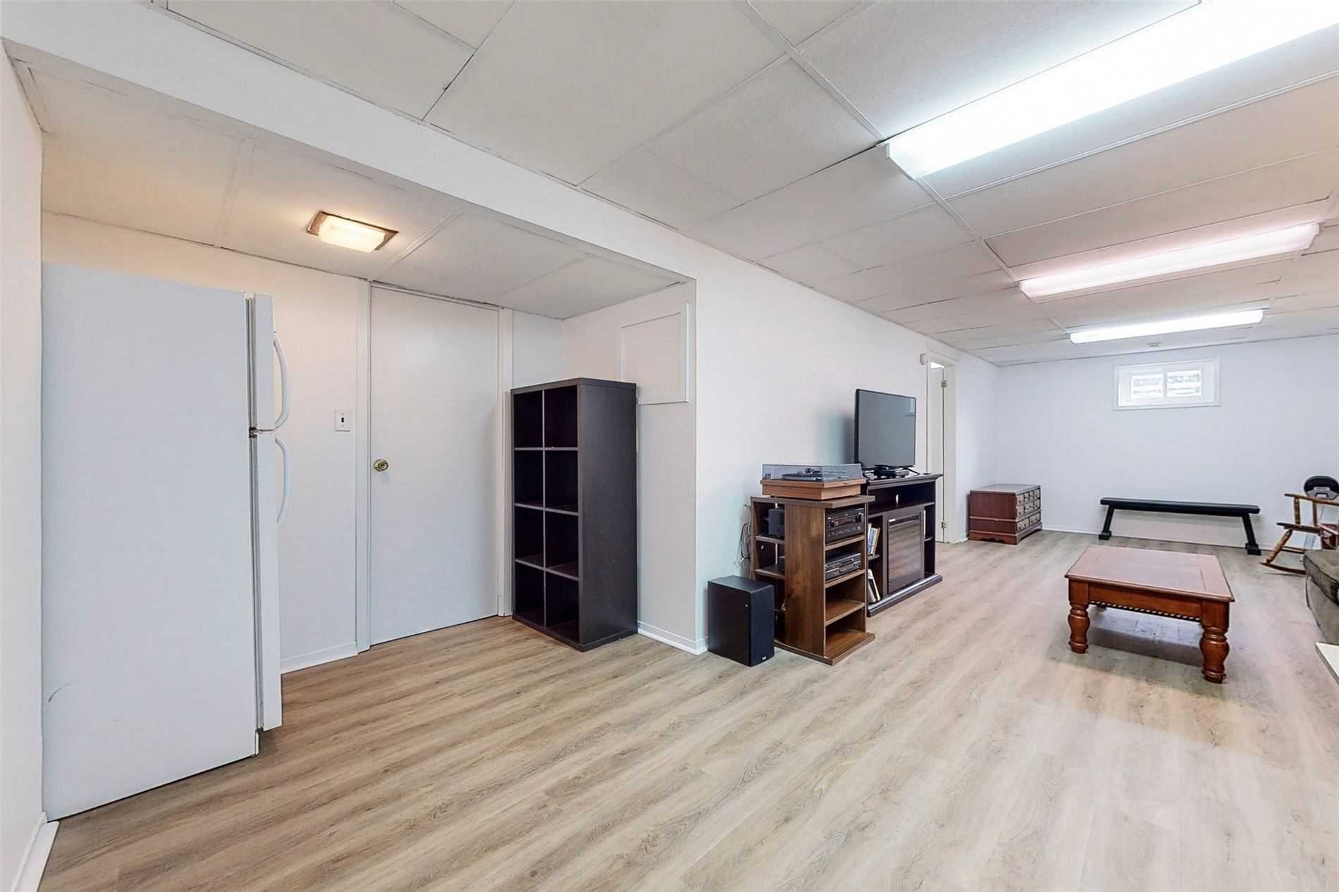 24 Gable Pl