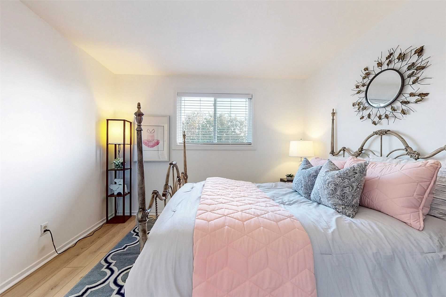 24 Gable Pl