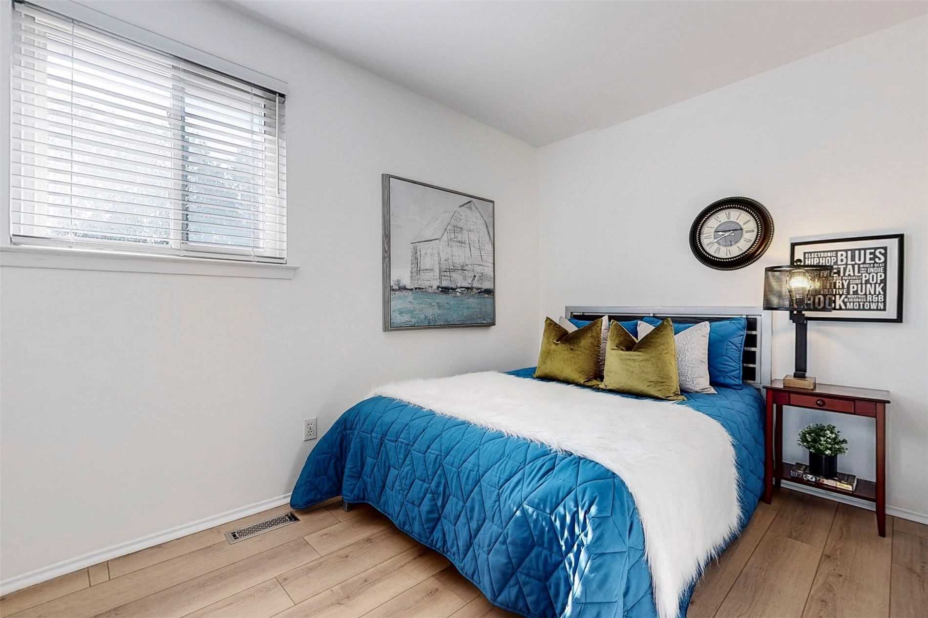 24 Gable Pl