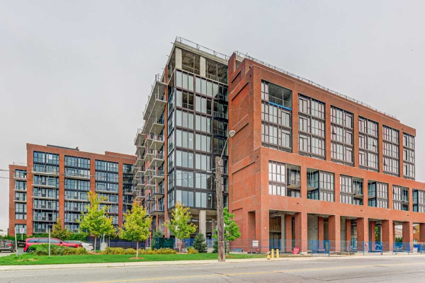 2298 St. Clair Ave W, Toronto