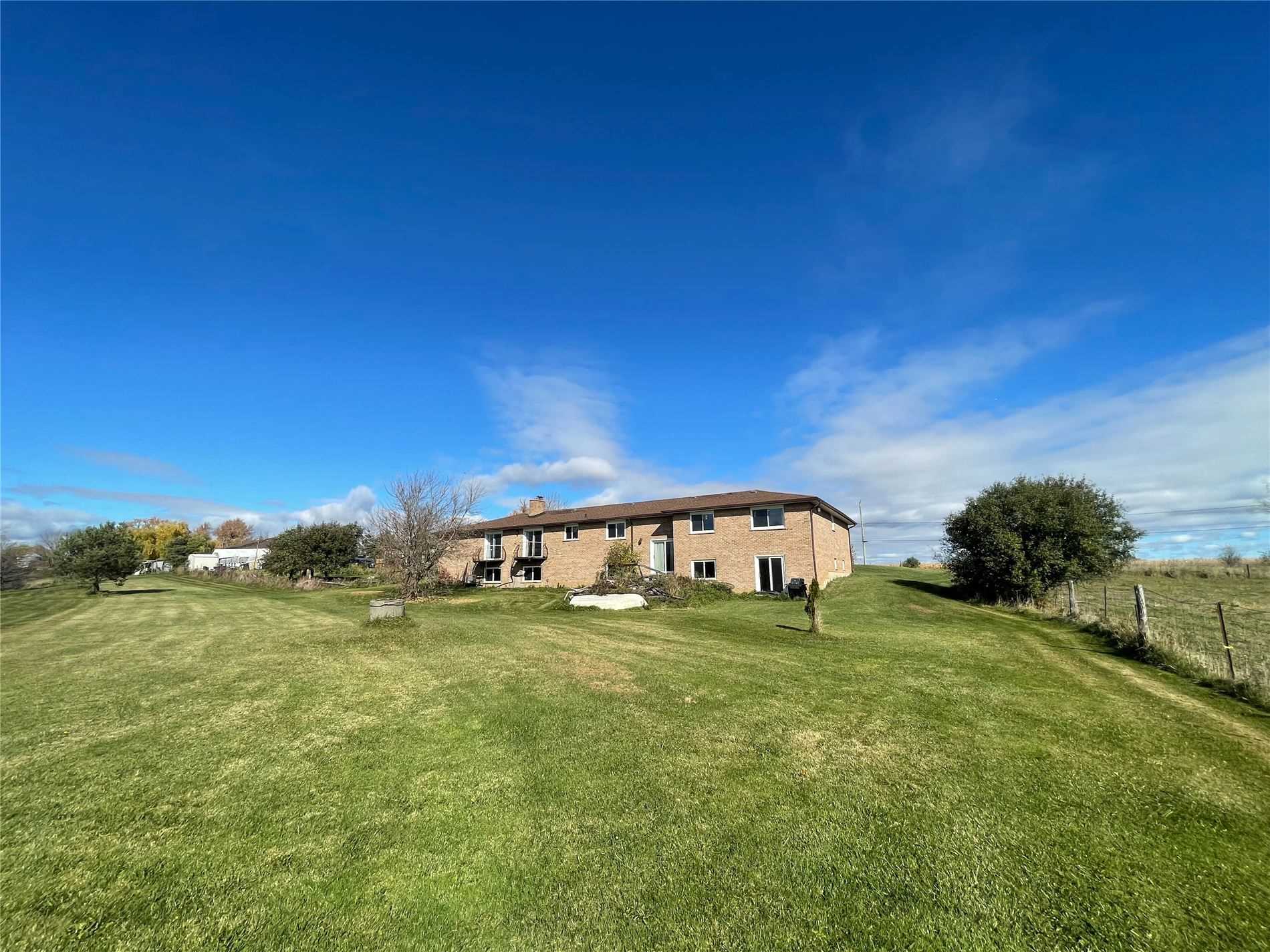 Listing W5816825 - Large Photo # 1