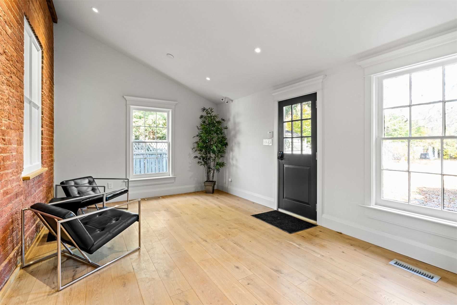 Listing W5817280 - Large Photo # 14