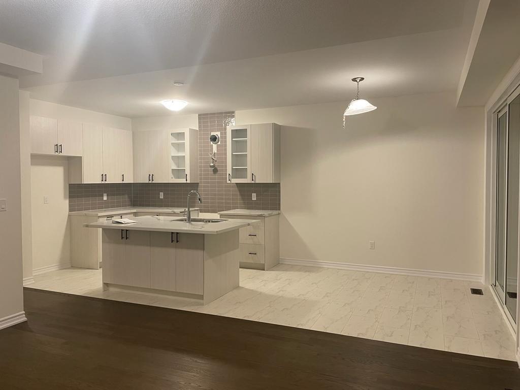 15 Del Grappa St