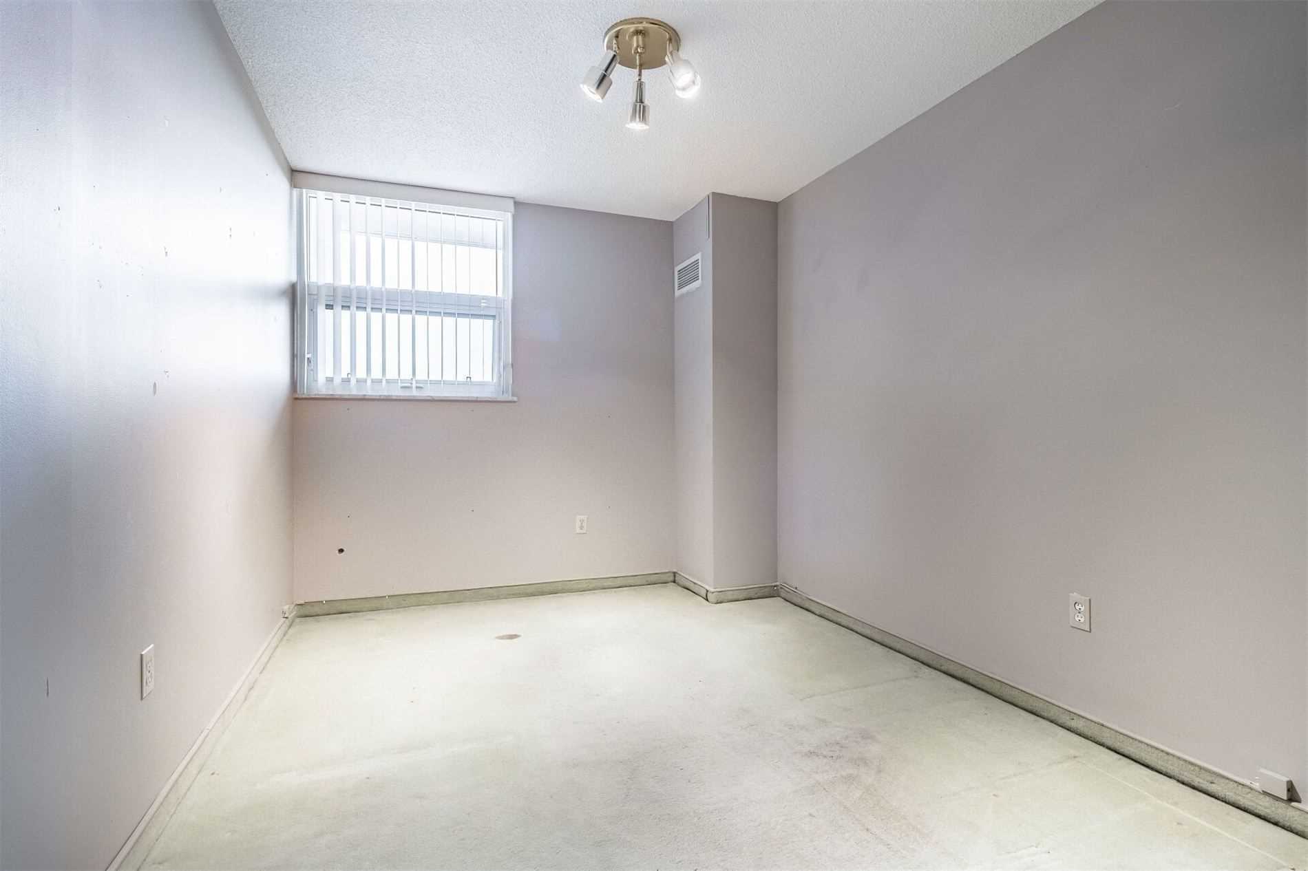 299 Mill Road, #Ph3