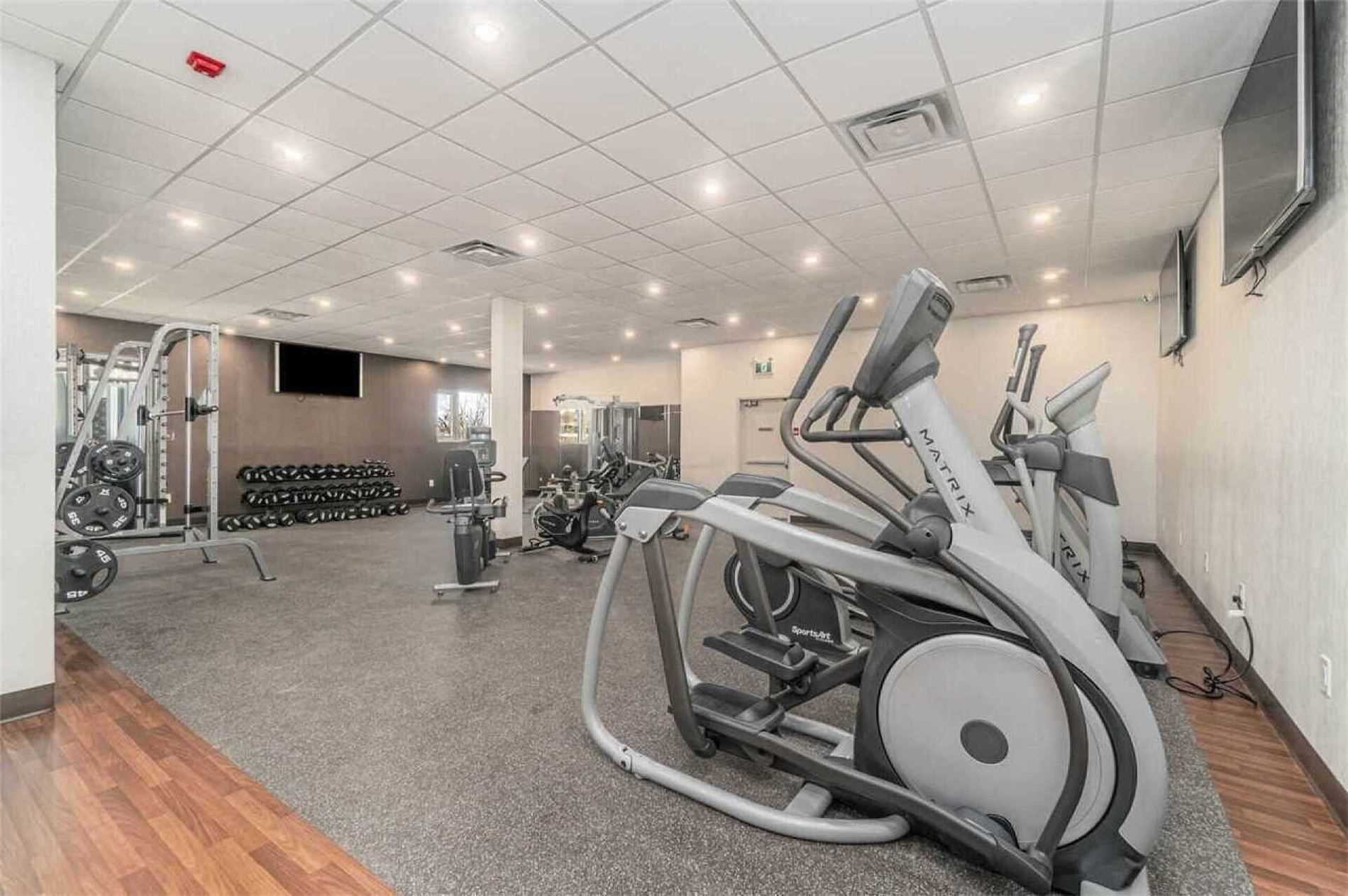 299 Mill Road, #Ph3