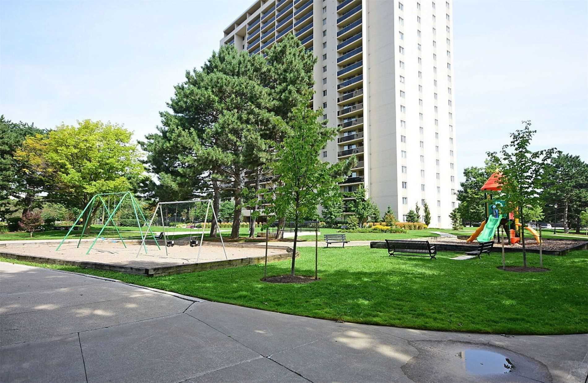 299 Mill Road, #Ph3