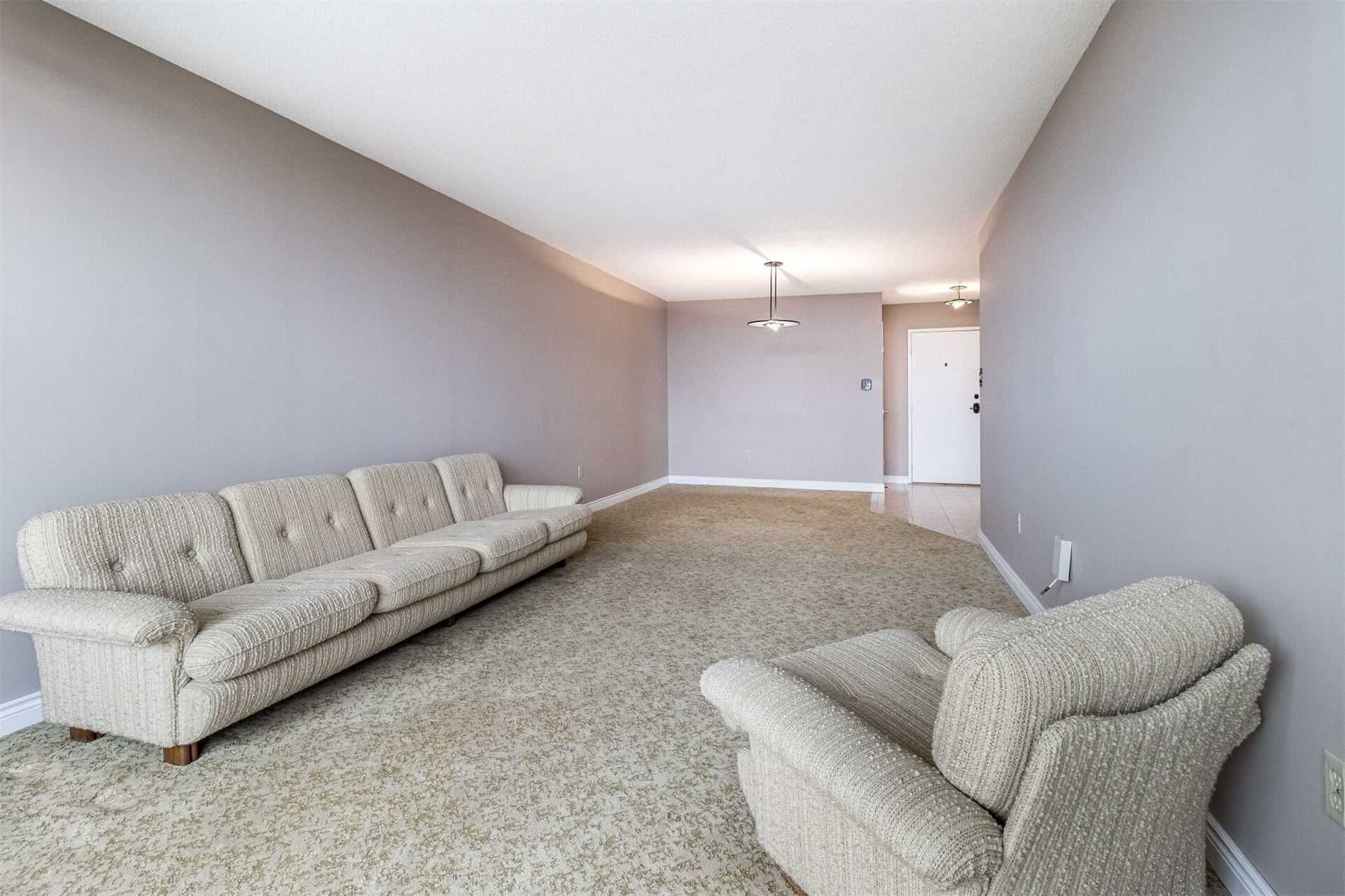 299 Mill Road, #Ph3