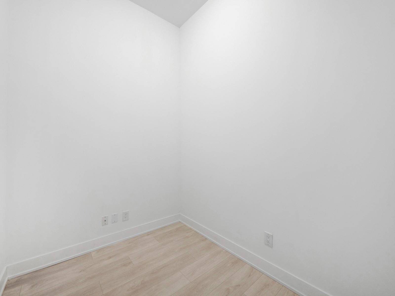 2485 Taunton Rd, #243