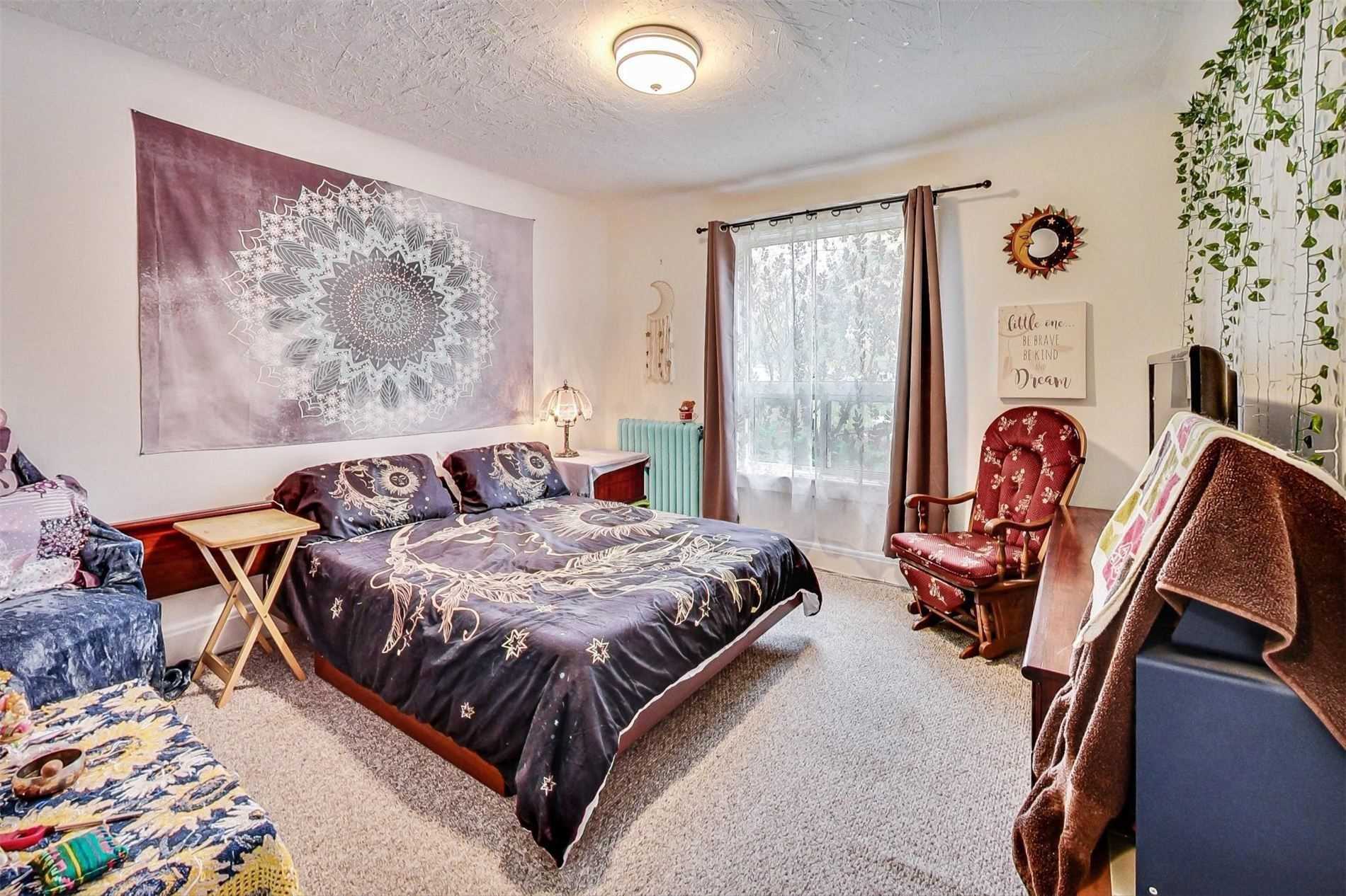 Listing W5818925 - Large Photo # 8