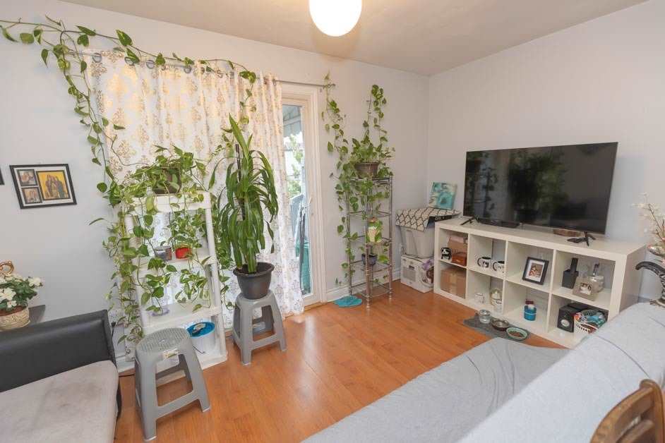 Listing W5818995 - Large Photo # 17