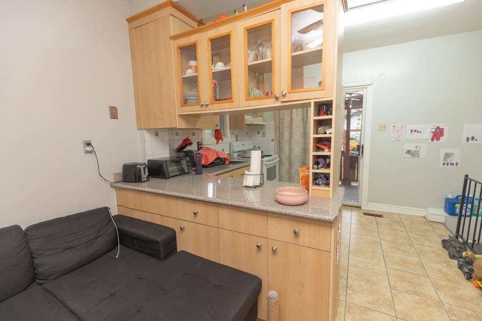 Listing W5818995 - Large Photo # 4