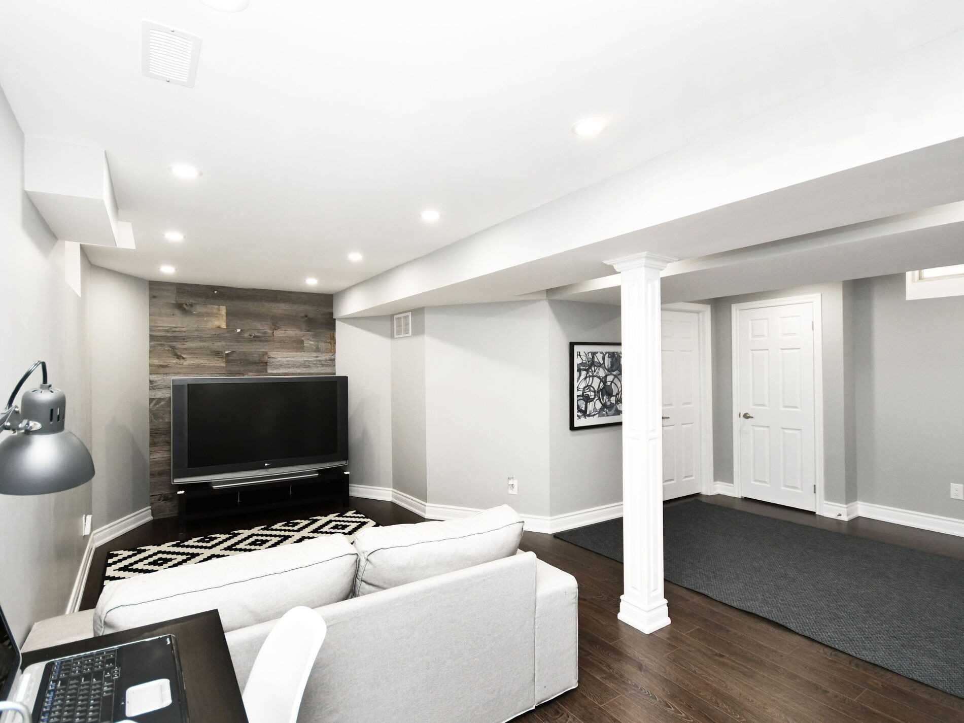35 Hillsburgh Drive
