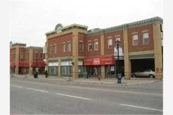 18 King St E, Caledon