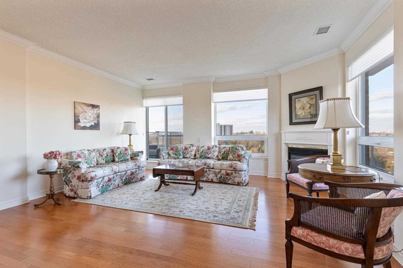 Listing W5821403 - Large Photo # 4