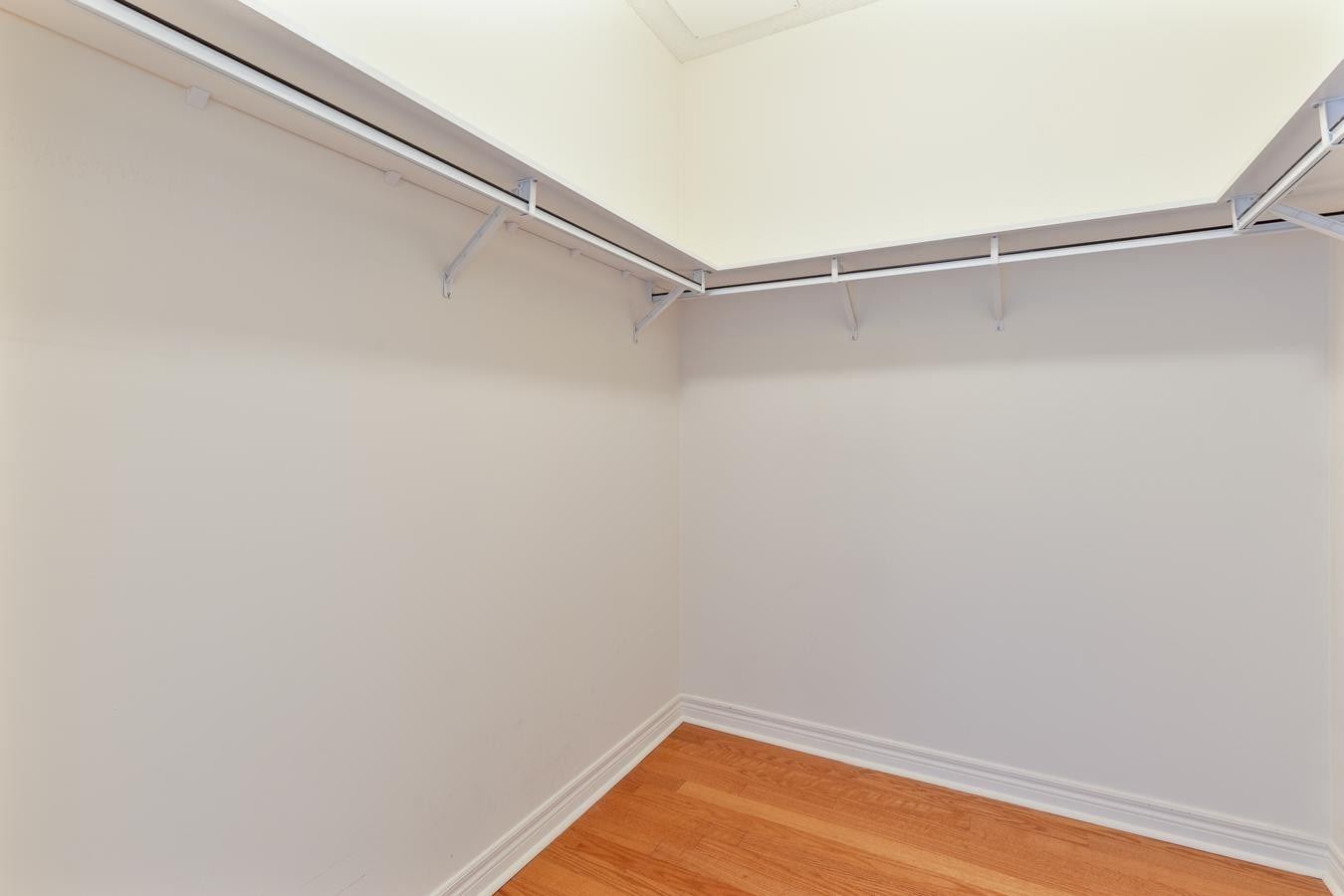Listing W5821403 - Large Photo # 17