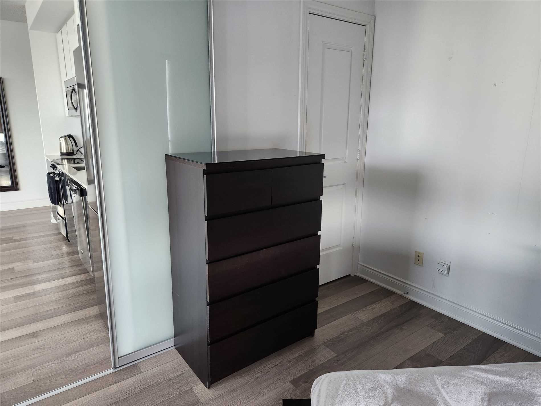 80 Marine Parade Dr, #2008