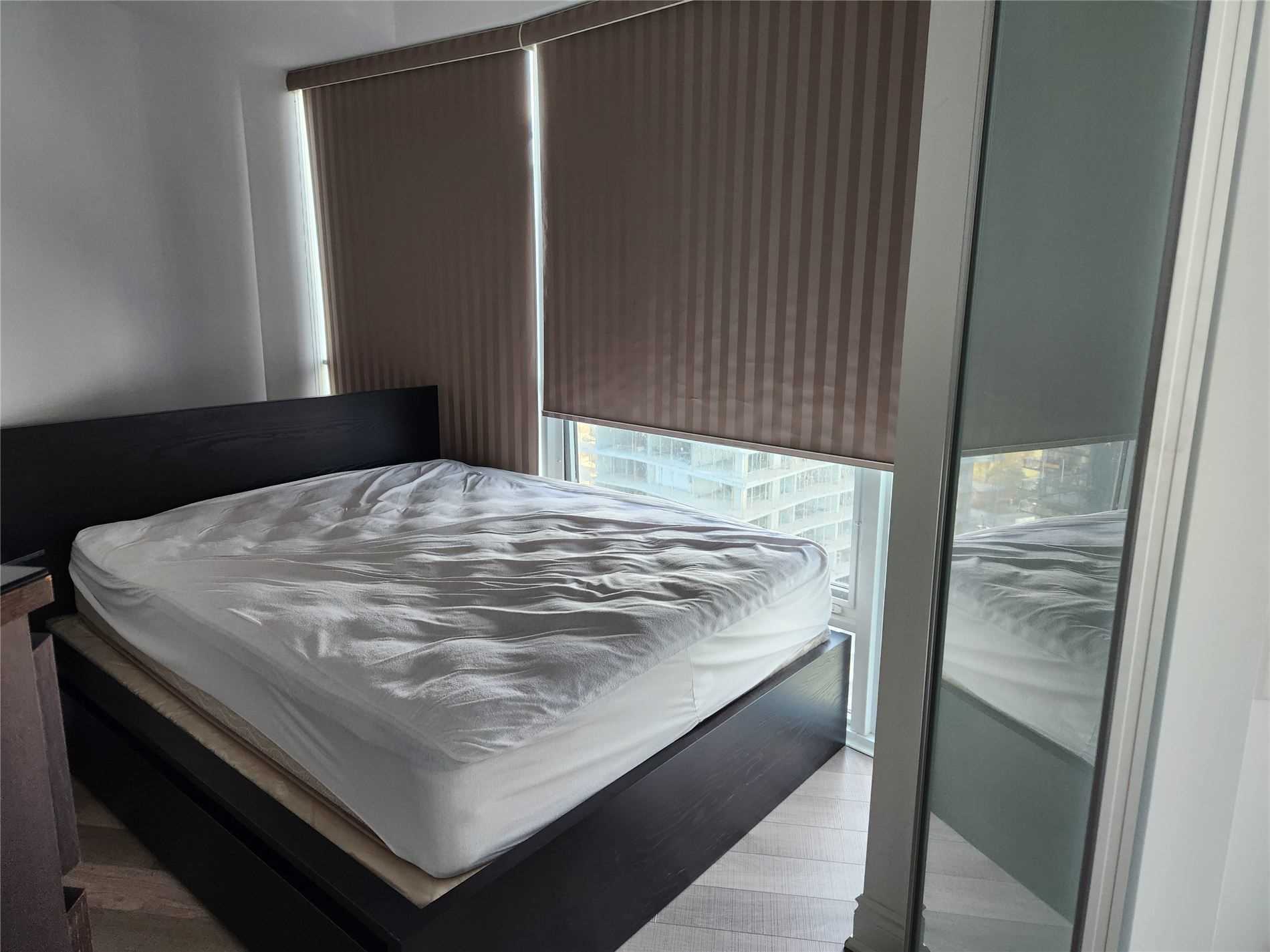 80 Marine Parade Dr, #2008