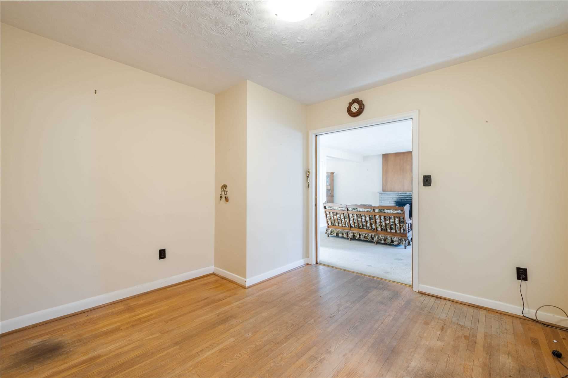 Listing W5822216 - Large Photo # 5