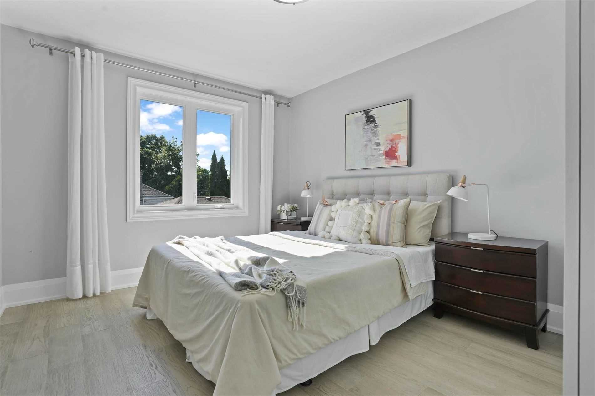 90A Bicknell Avenue