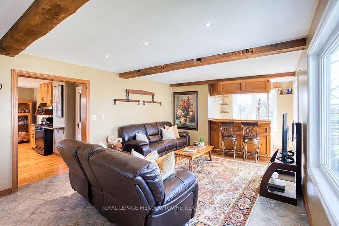 Listing W5823011 - Large Photo # 8