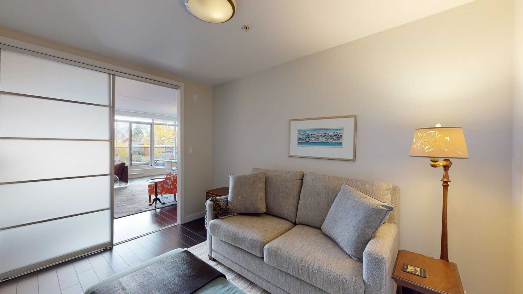 588 Annette Street, #202