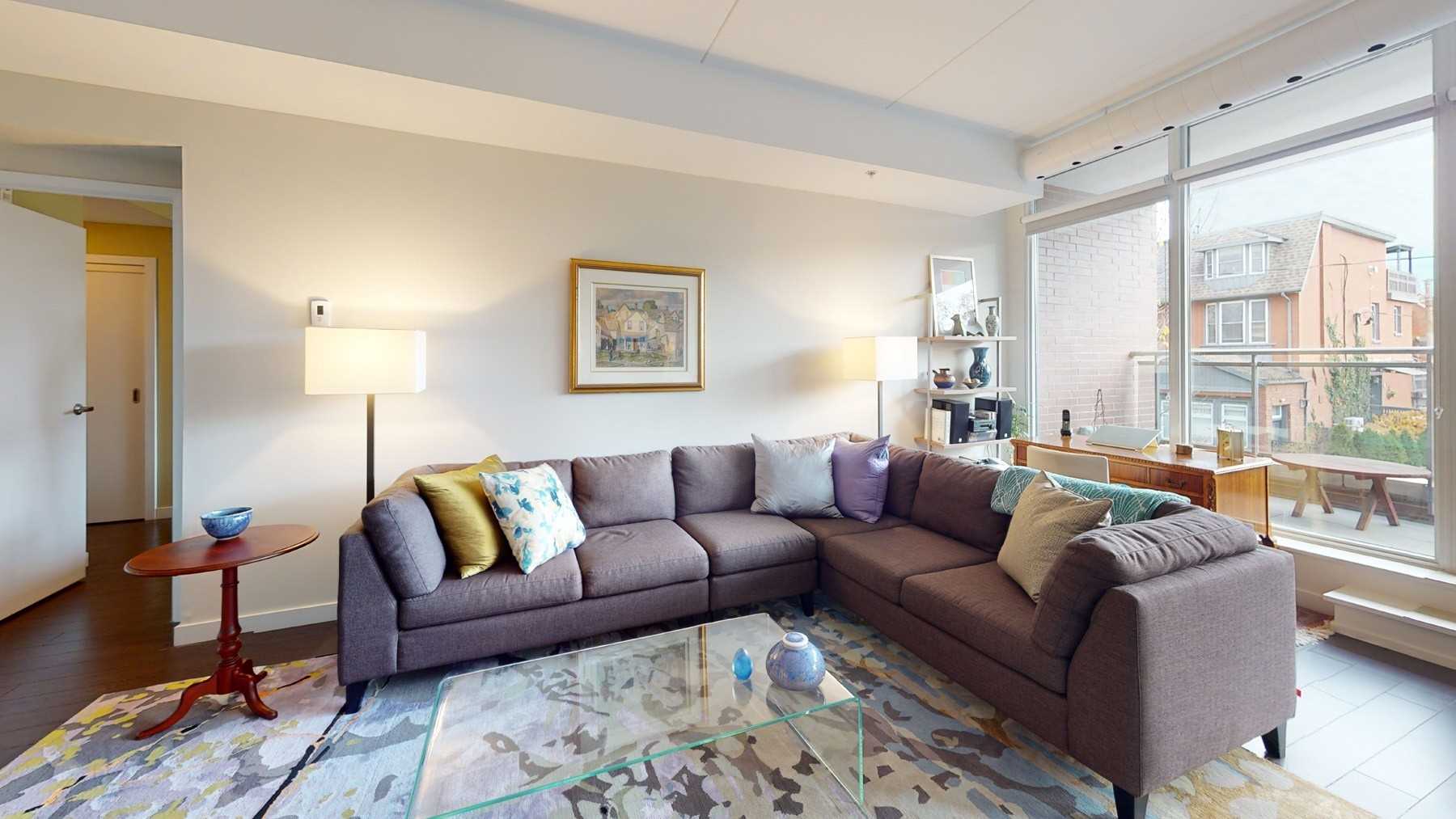 588 Annette Street, #202