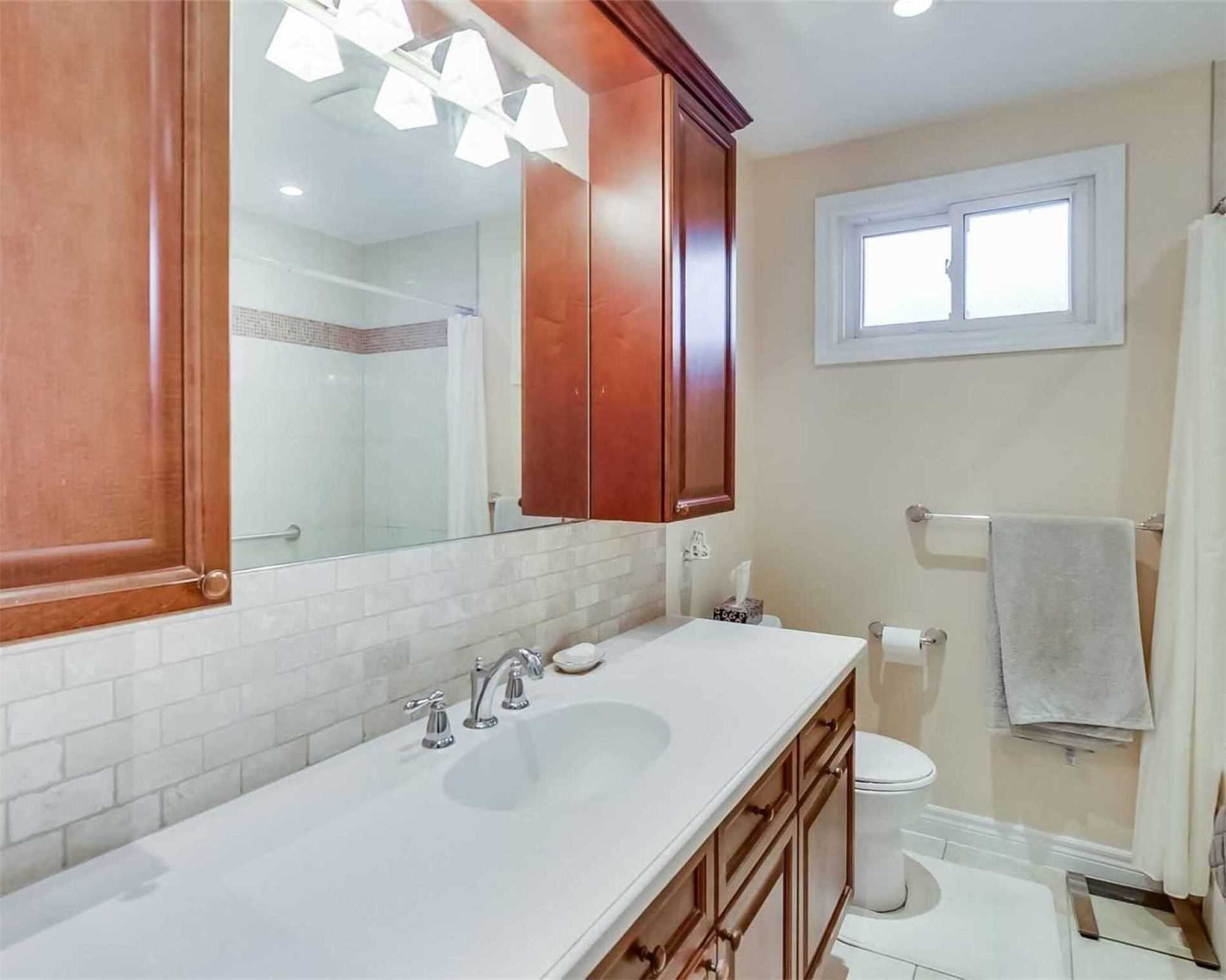 Listing W5823737 - Large Photo # 15