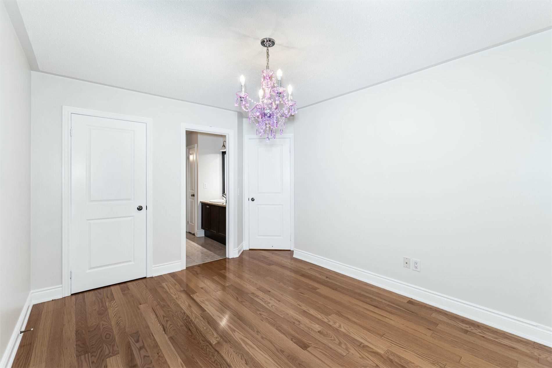 Listing W5824318 - Large Photo # 21