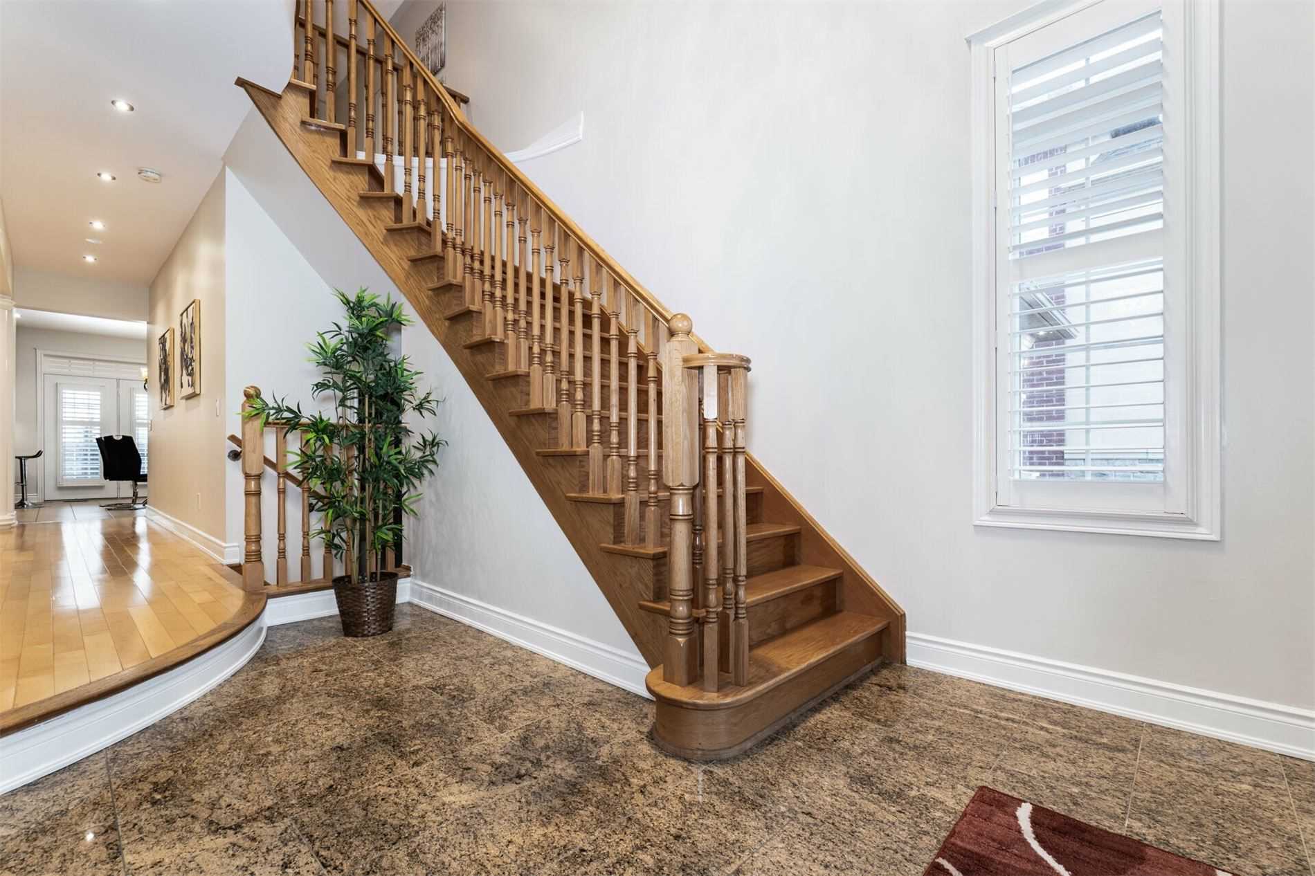 Listing W5824318 - Large Photo # 15