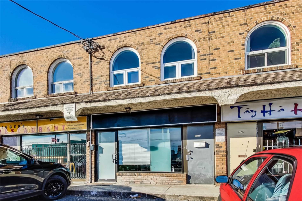 2422 St.Clair Ave W, Toronto