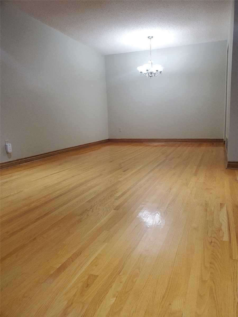 Listing W5825257 - Large Photo # 23