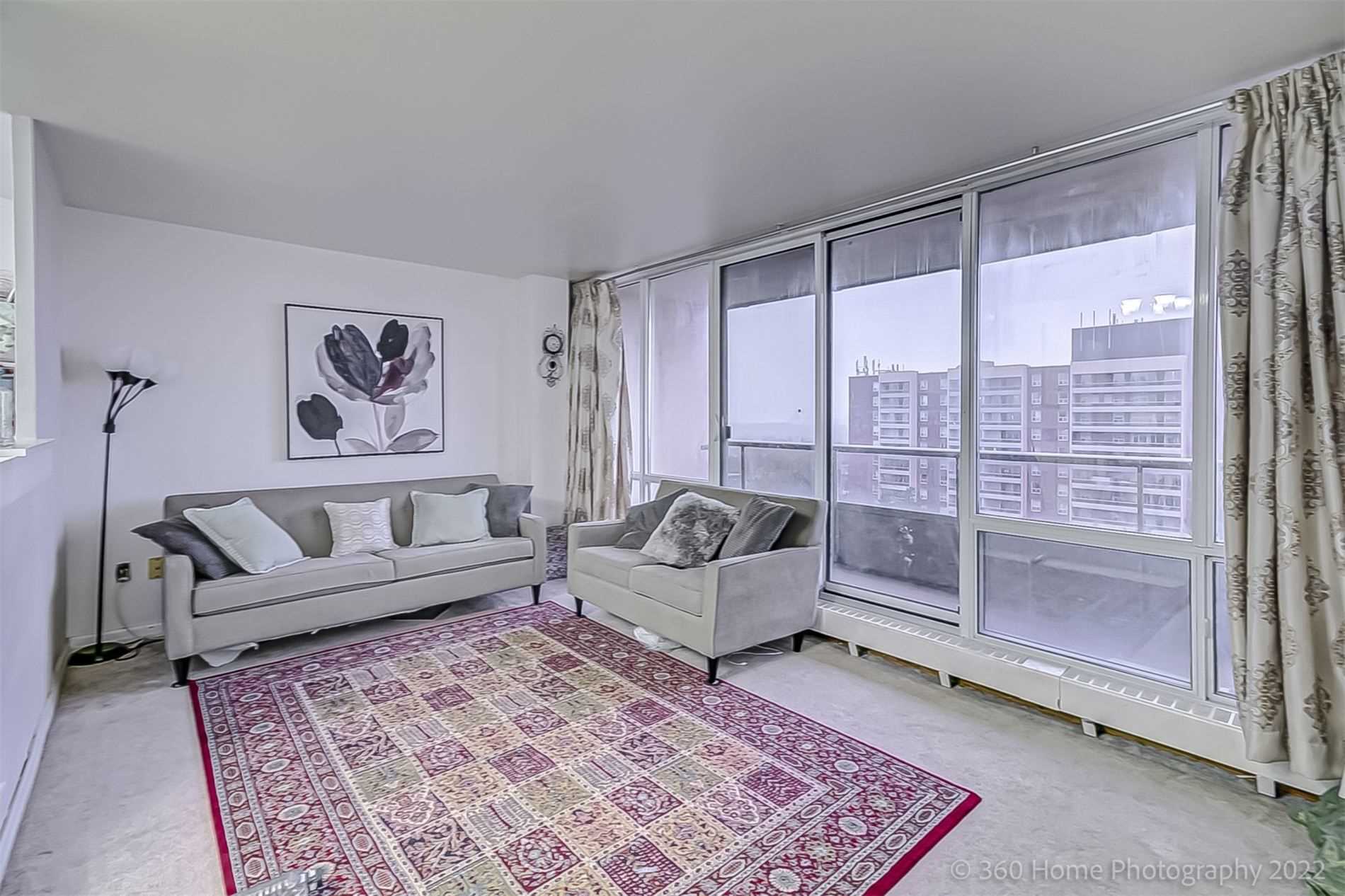 25 Four Winds Dr, #902