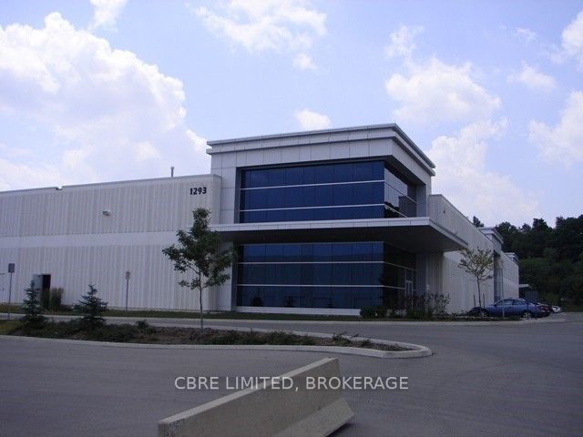 Listing W5826336 - Large Photo # 1