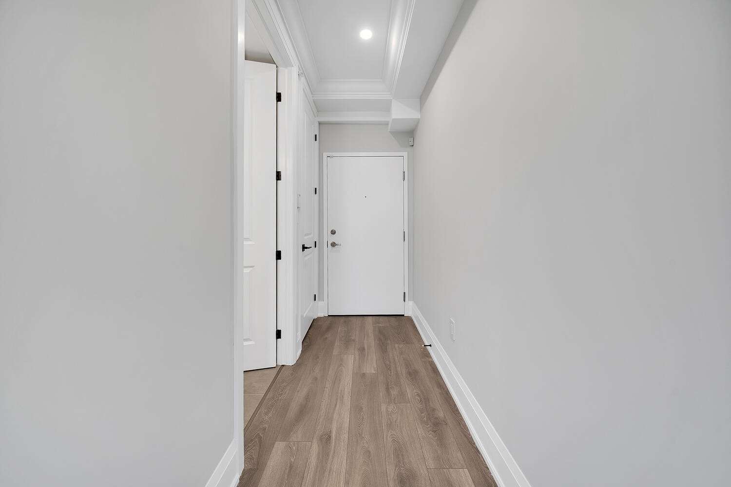 Listing W5827608 - Large Photo # 4