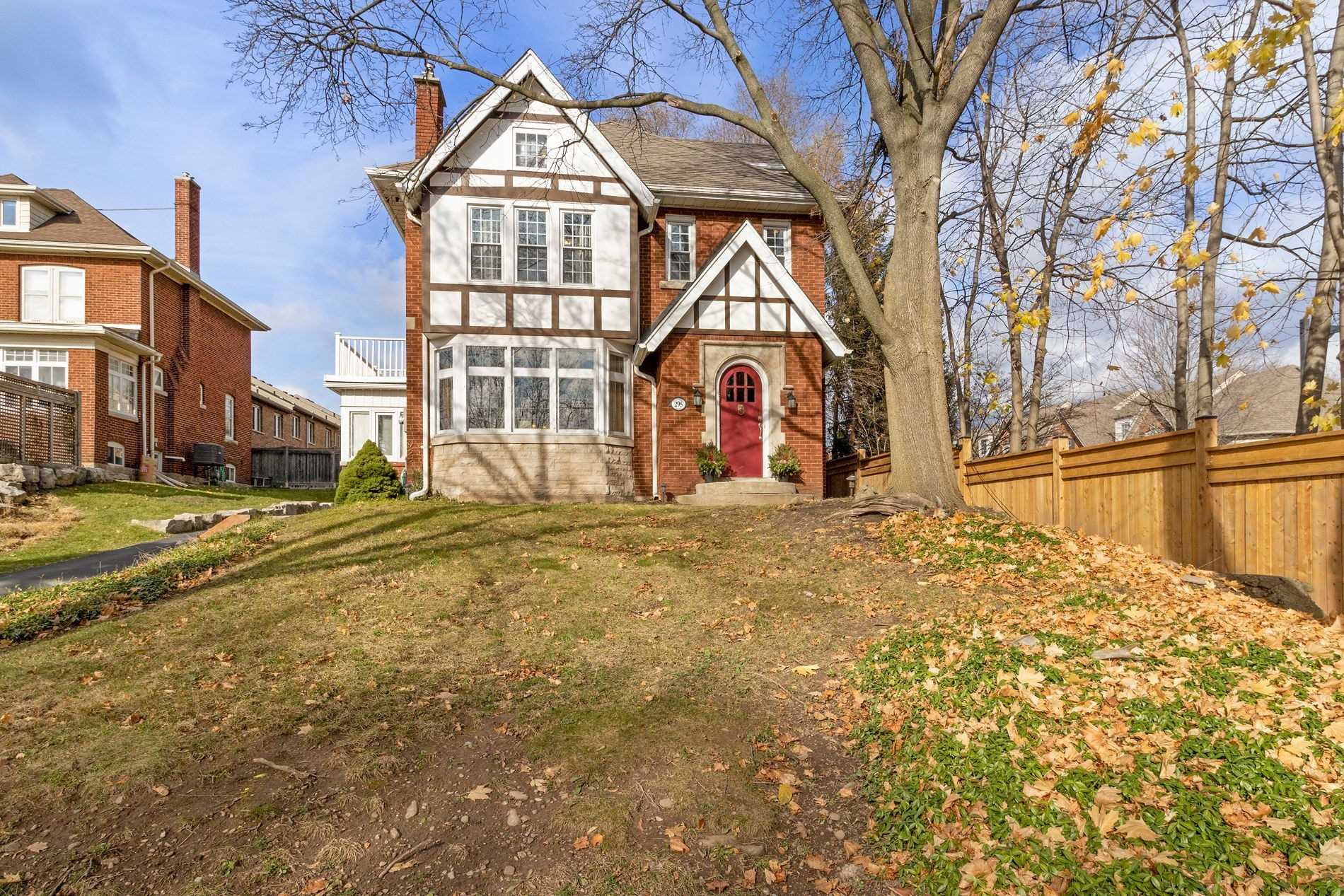 295 Plains Road W